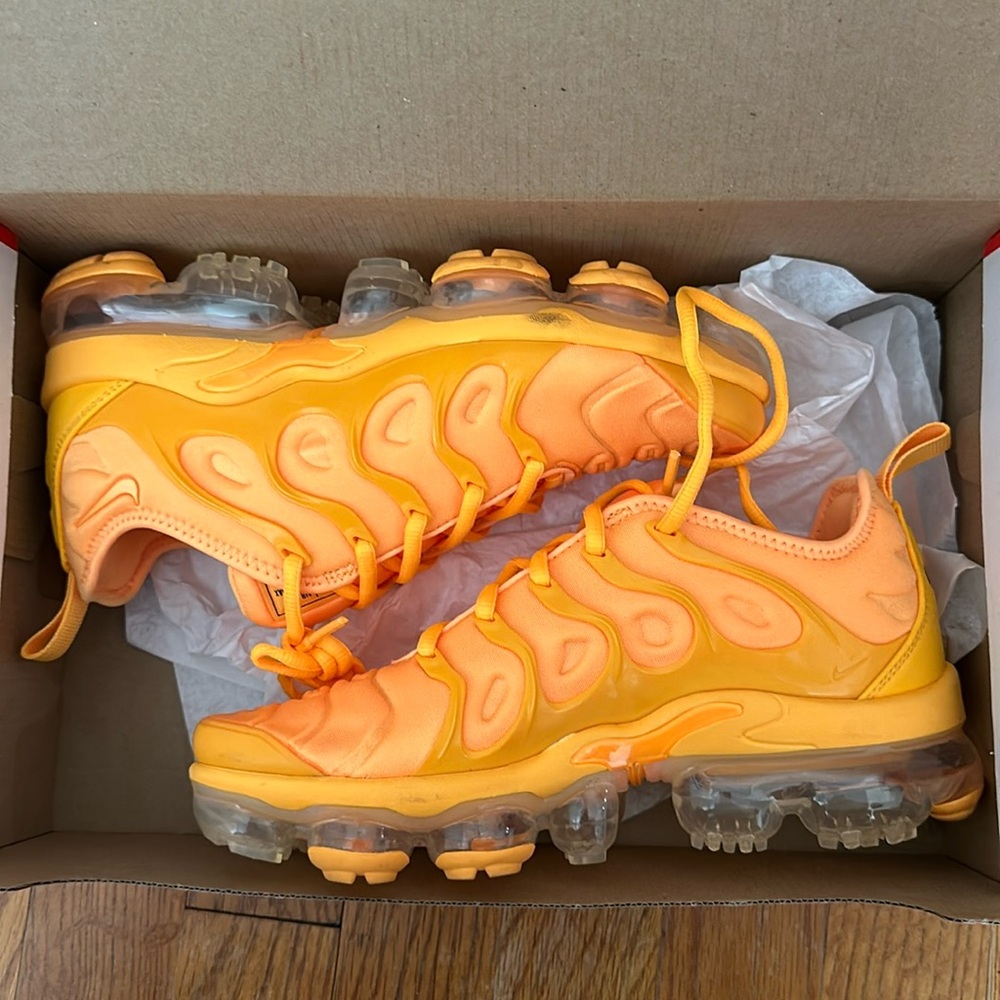 Nike Air VaporMax Plus “Orange”